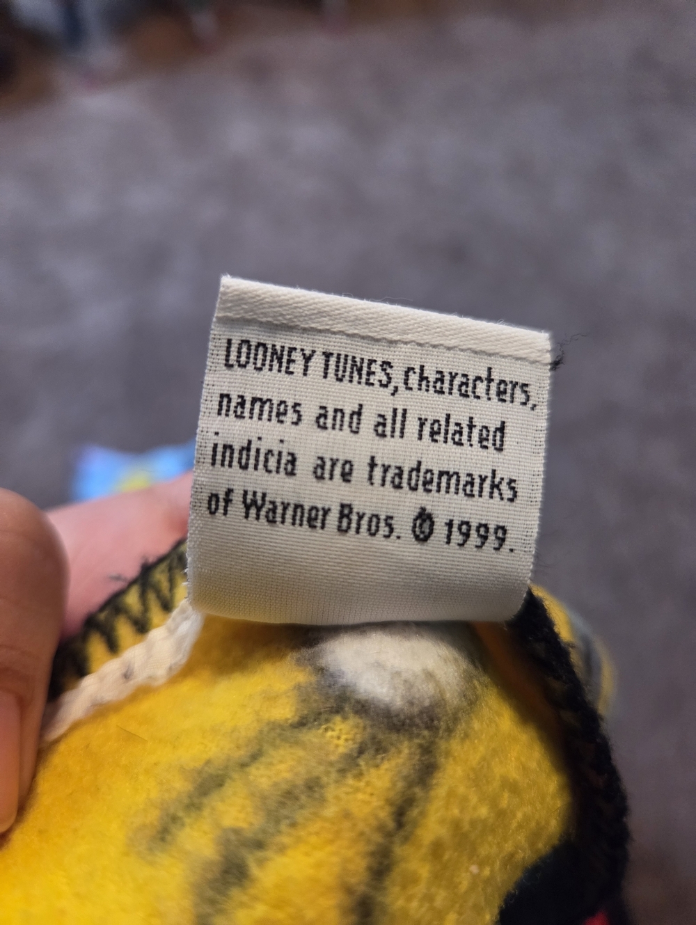 Vintage 1999 Tweety Bird Blue Floral Plush Throw Blanket - Picture 6 of 7